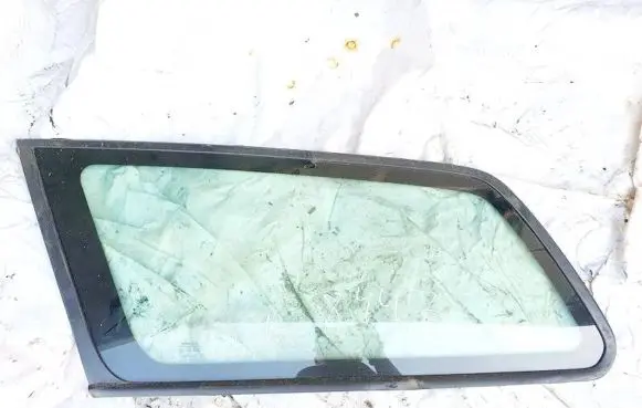 Volvo V50 Rear side window dot32as2m44 43r-00022