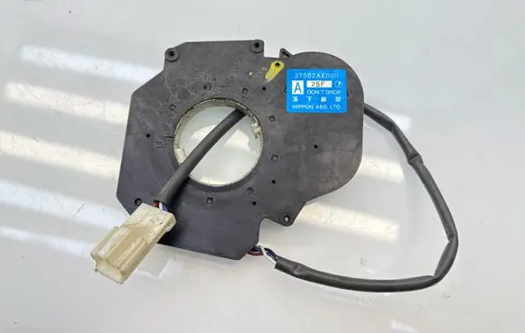 Subaru Outback Steering angle sensor 27582AE000