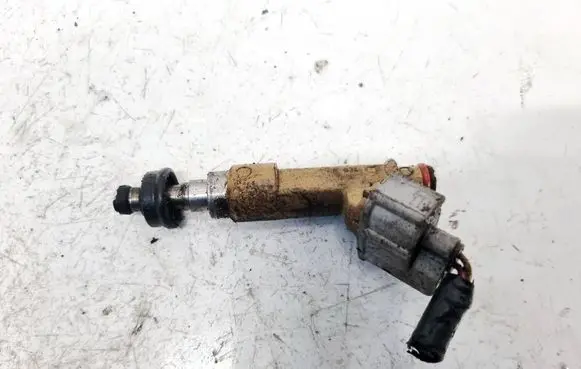 Toyota Auris 150 Fuel injector 2325037010 23250-37010
