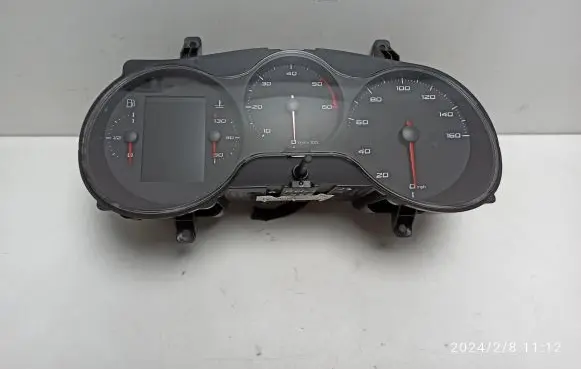 Seat Altea XL Speedometer (instrument cluster) 1P0920950R