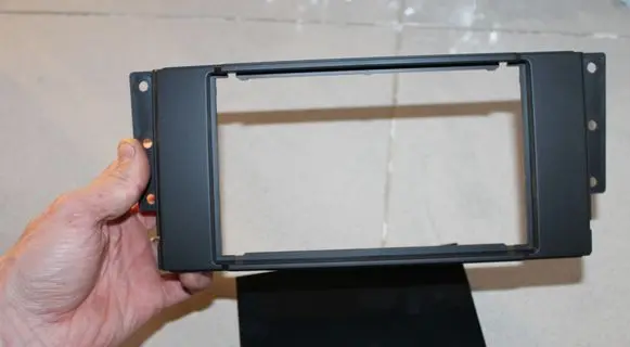Radio/GPS head unit trim