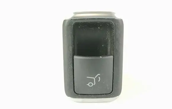 Mercedes-Benz GL X166 Tailgate opening switch 1668707610 A1668707610