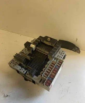 Volvo S80 Fuse module 9452773 9452772