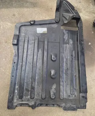 BMW X5 G05 Front underbody cover/under tray 9478891