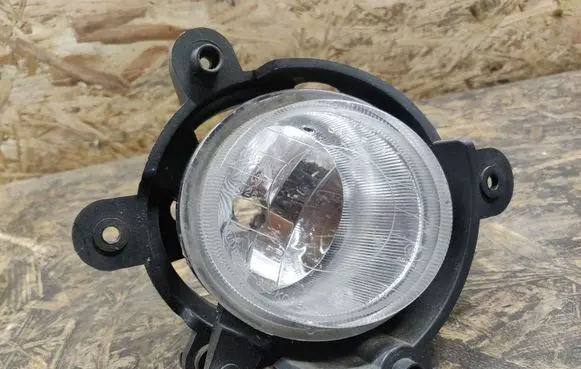 KIA Sorento Front fog light 922023E5