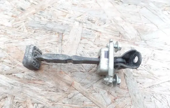 Honda FR-V Rear door check strap stopper