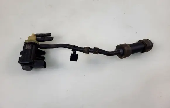 Volkswagen PASSAT B7 Turbo solenoid valve 1K0906627B
