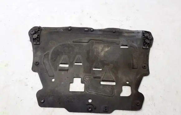Volvo S60 Engine splash shield/under tray 32226491