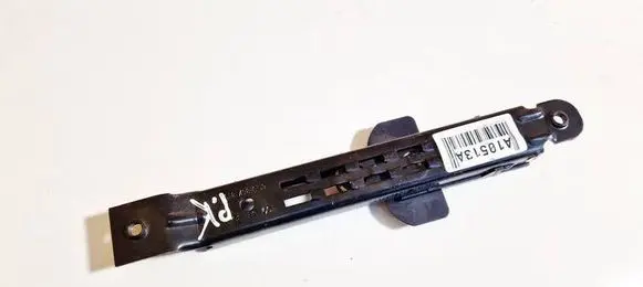 Volkswagen Polo IV 9N3 Seat belt adjustment rail 6q0857819