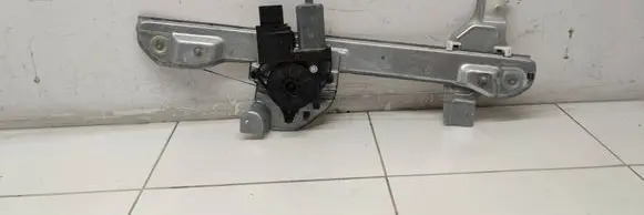 Citroen C3 Front door window regulator motor 159001042
