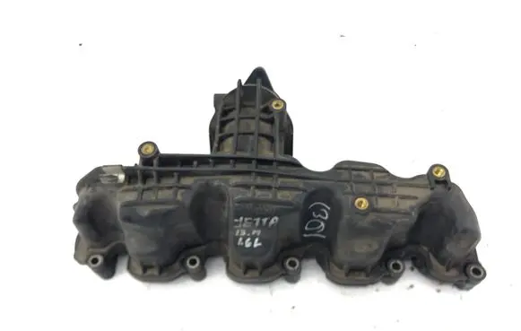 Volkswagen Jetta VI Intake manifold 100812 V200100812