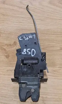 Volvo 850 Loading door lock 1372919