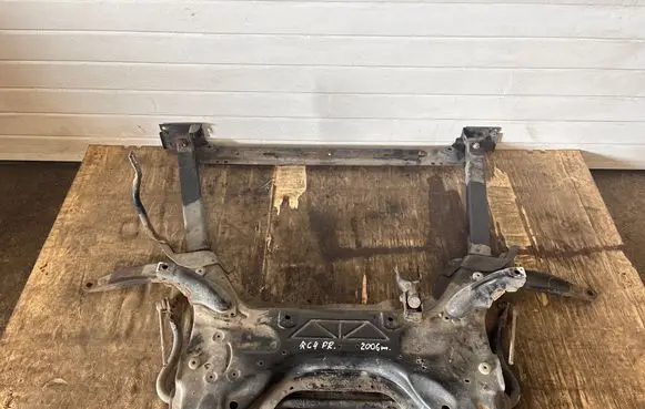 Citroen C4 I Front subframe