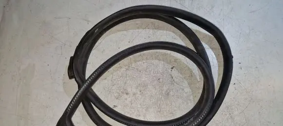 Mini One - Cooper Coupe R56 Front door rubber seal 