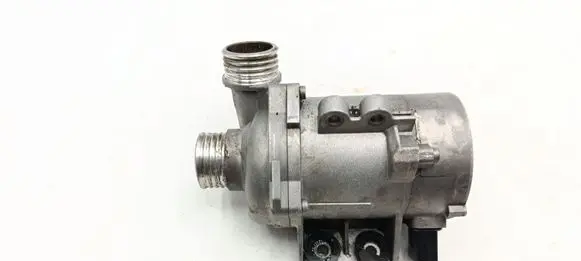 BMW 3 E90 E91 Water pump 11517586925 307076