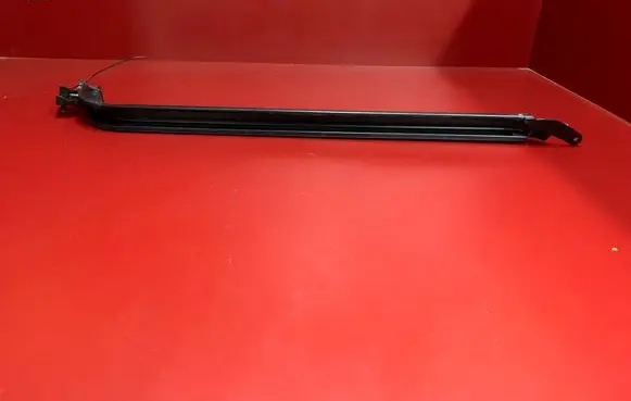 Chrysler Pacifica Sliding door middle roller runner 026AC20600166