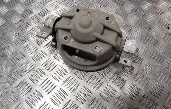 Audi Q7 4L Front shock absorber mounting bracket 7L0512345