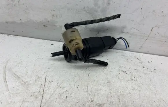 Audi A4 S4 B7 8E 8H Windscreen/windshield washer pump 1T0955651A