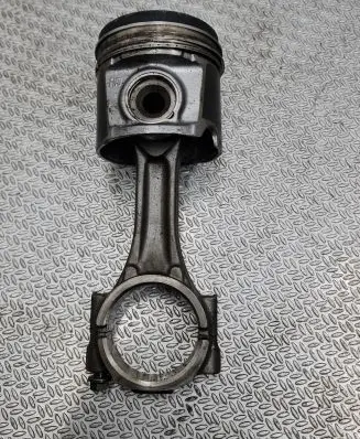 Fiat Ducato Piston with connecting rod