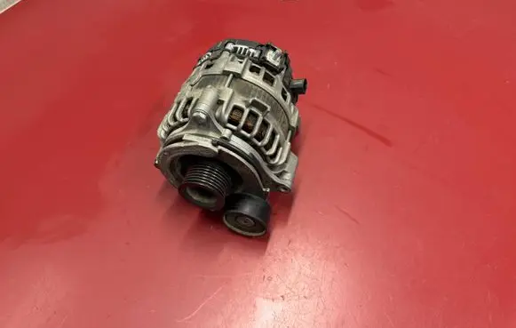 BMW X3 G01 Generator/alternator 8571357