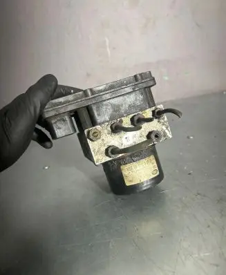 Land Rover Freelander ABS Pump 10092508513 00008327L1 13TCC7HDC