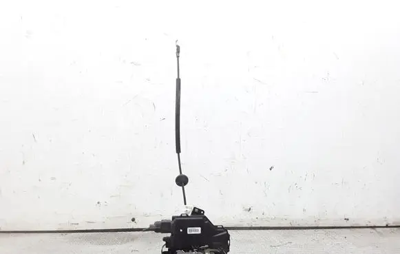 Volkswagen Golf V Rear door lock 7L0839015