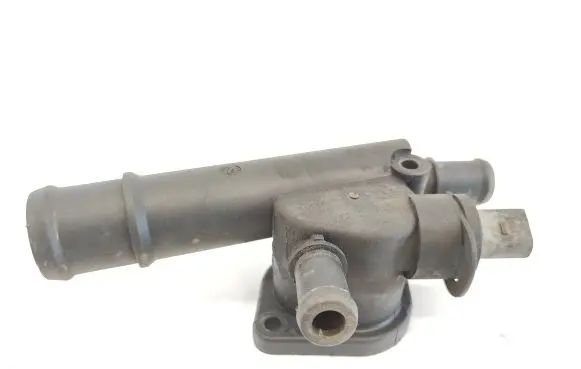 Volkswagen Sharan Engine coolant pipe/hose 038121132D