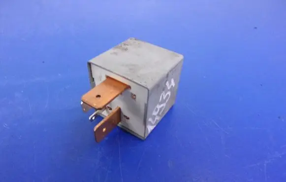 Volkswagen Golf IV Other relay 357911253