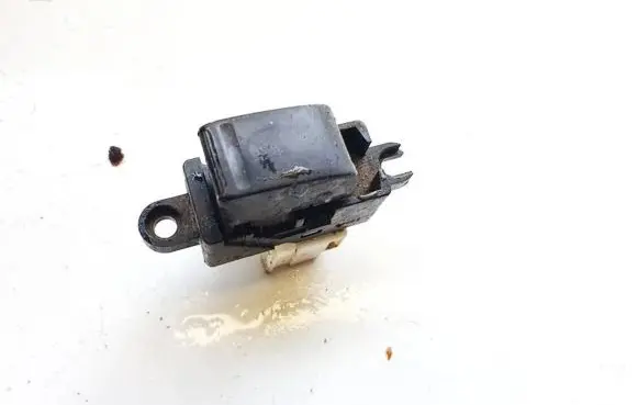 Nissan X-Trail T30 Electric window control switch