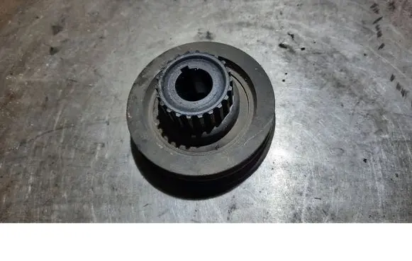 Opel Astra G Crankshaft pulley
