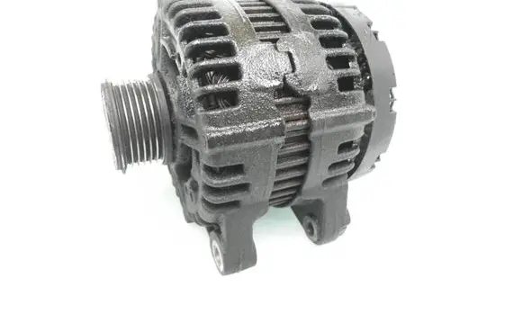 Ford Mondeo MK IV Generator/alternator 7G9N10300EA 0121615028
