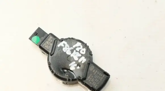 BMW X6M F86 Rain sensor 9387621 61359387621