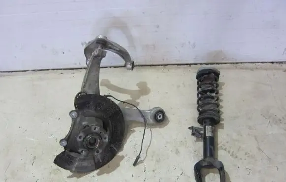 BMW 5 F10 F11 Front shock absorber with coil spring 31316852874
