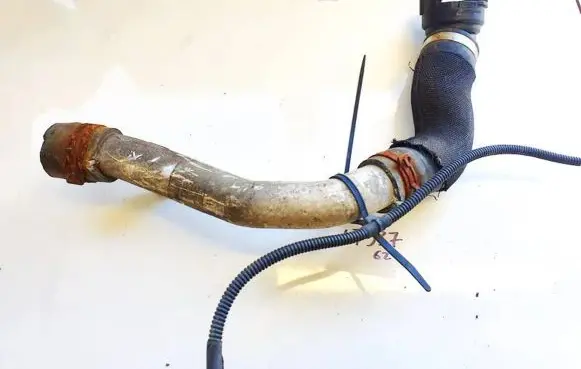 Seat Altea Engine coolant pipe/hose 8k0121071c