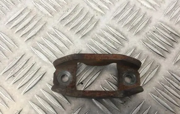 Mitsubishi ASX Fuel Injector clamp holder