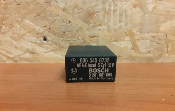 Mercedes-Benz E W124 Other relay 2532 0281001069