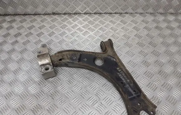 Skoda Octavia Mk2 (1Z) Front control arm 1K0407190E