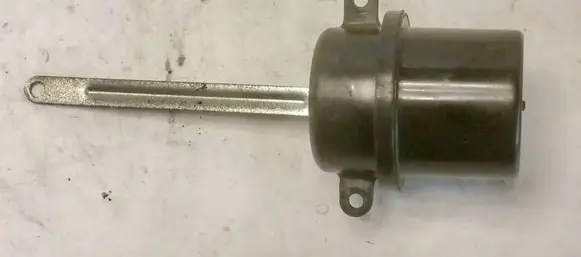 Hyundai Coupe Vacuum valve 
