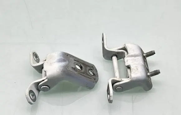 Nissan Qashqai Rear door hinge set ES03