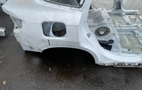 BMW iX1 Rear quarter panel 