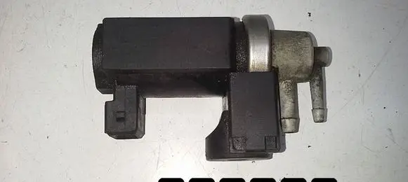 Renault Megane II Turbo solenoid valve 1900dci8200270451