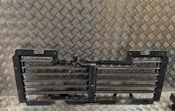 Top upper radiator support slam panel