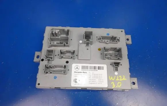Mercedes-Benz S W222 SAM control unit A2229005707 A2229023307