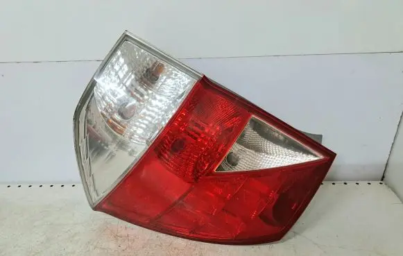 Honda FR-V Rear/tail lights