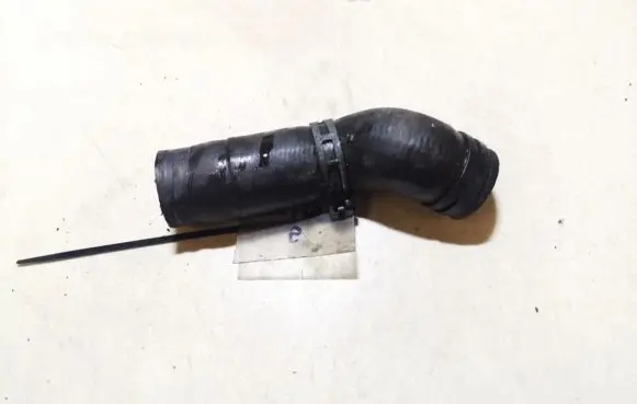 Volkswagen Golf IV Engine coolant pipe/hose