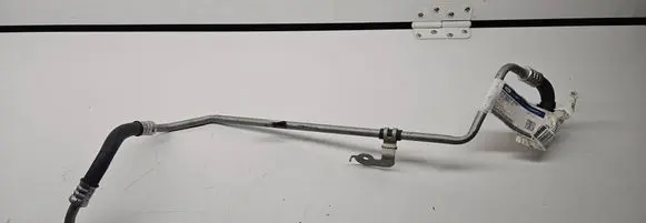 Gearbox oil cooler pipe/hose