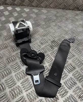 BMW 3 GT F34 Front seatbelt 