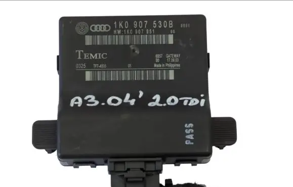 Audi A3 S3 8P Gateway control module 1K0907530B 1K0907951