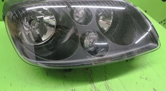 Volkswagen Caddy Headlight/headlamp