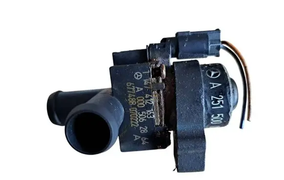 Mercedes-Benz R W251 Webasto circulation pump for autonomous heater A2515000140